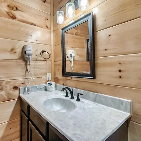 Full Equipped Cabin With A Pool And Game Room Smokies Views Gatlinburg Exterior photo