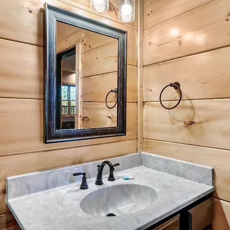 Full Equipped Cabin With A Pool And Game Room Smokies Views Gatlinburg Exterior photo
