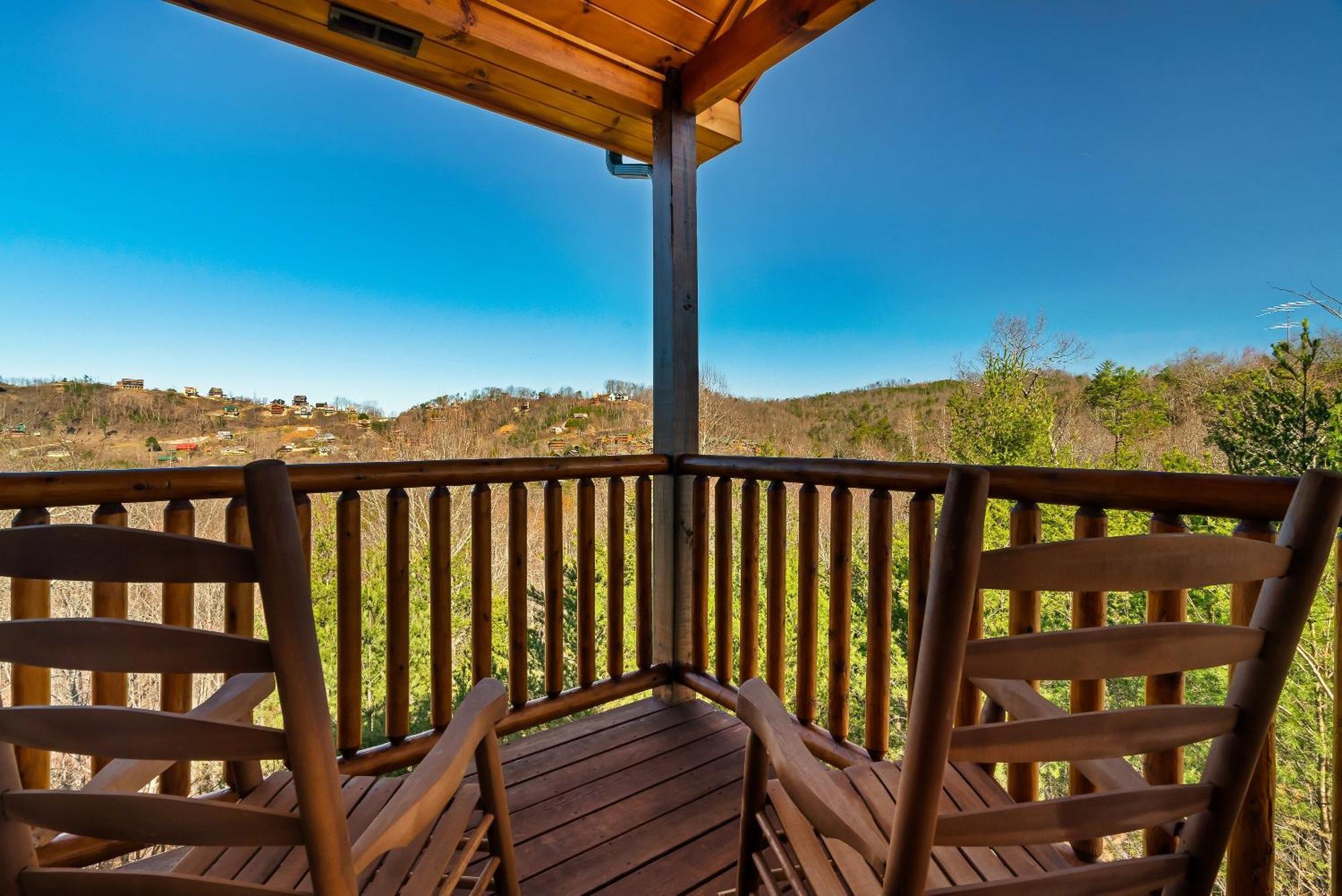 Full Equipped With A Pool And Game Smokies Views Chalet *