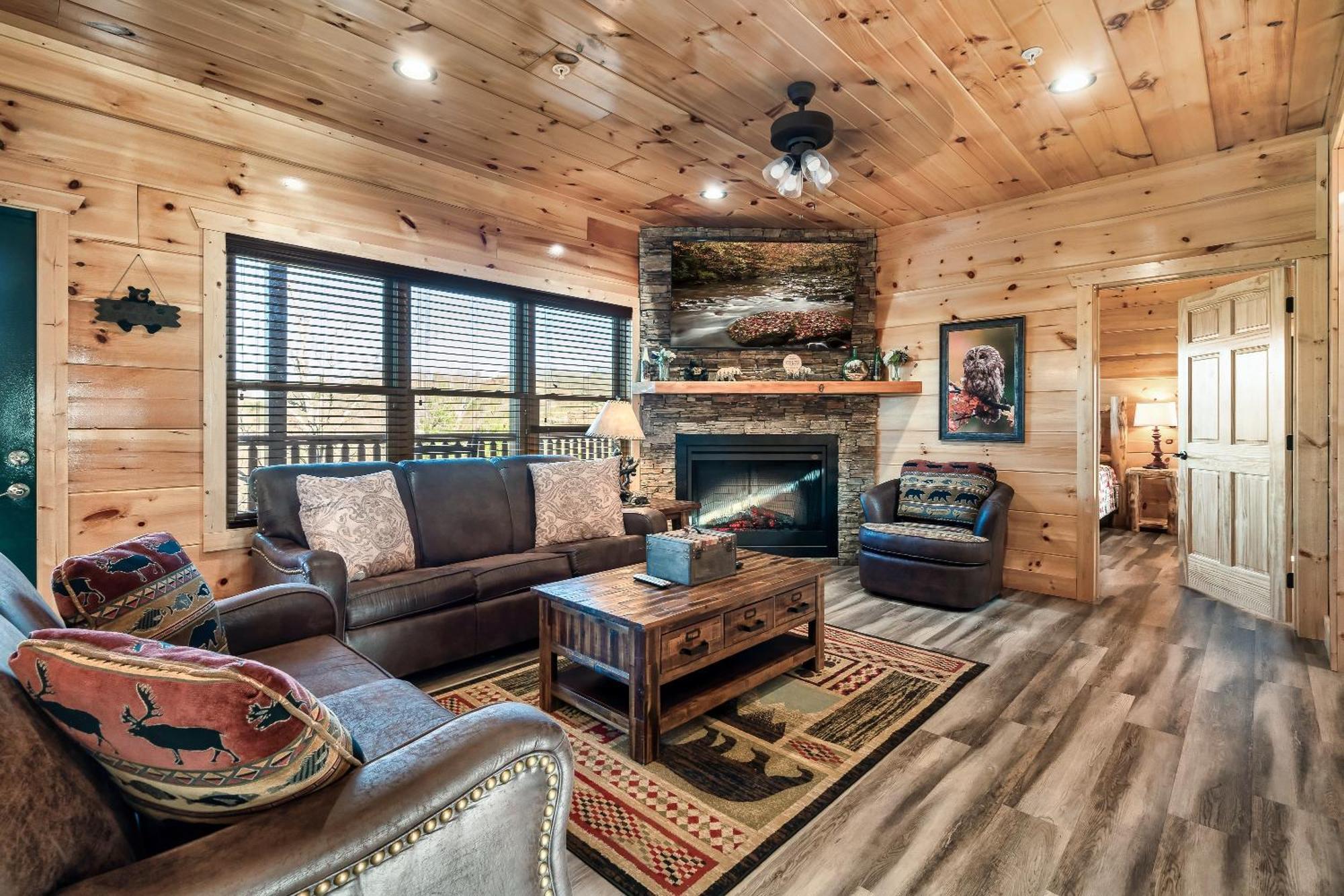 Full Equipped With A Pool And Game Smokies Views Chalet *