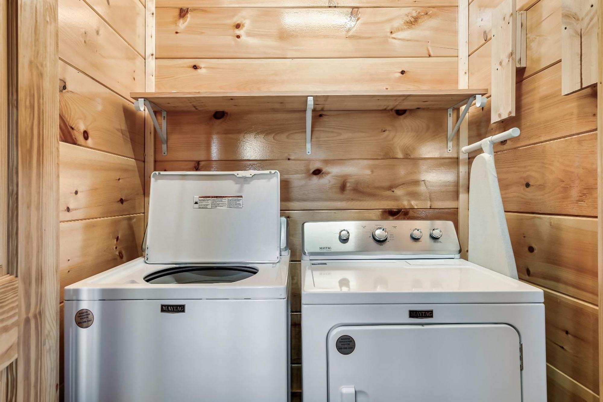 Full Equipped With A Pool And Game Smokies Views Gatlinburg