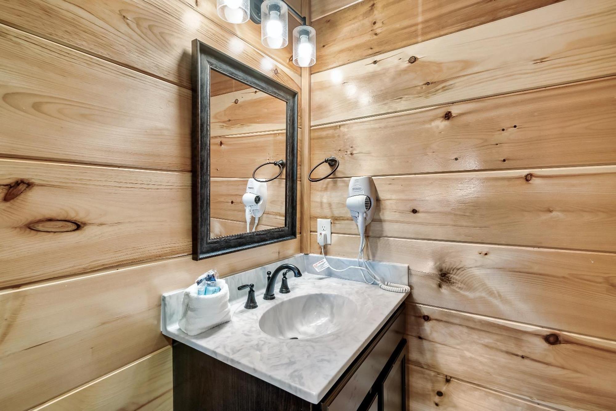 Chalet Full Equipped With A Pool And Game Smokies Views Gatlinburg