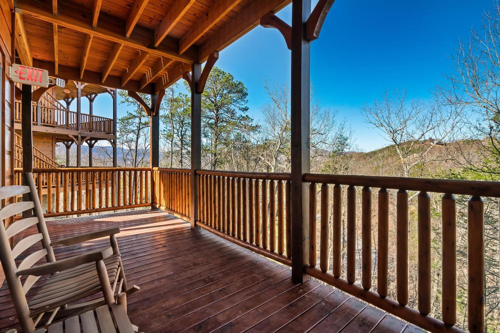 Chalet Full Equipped With A Pool And Game Smokies Views