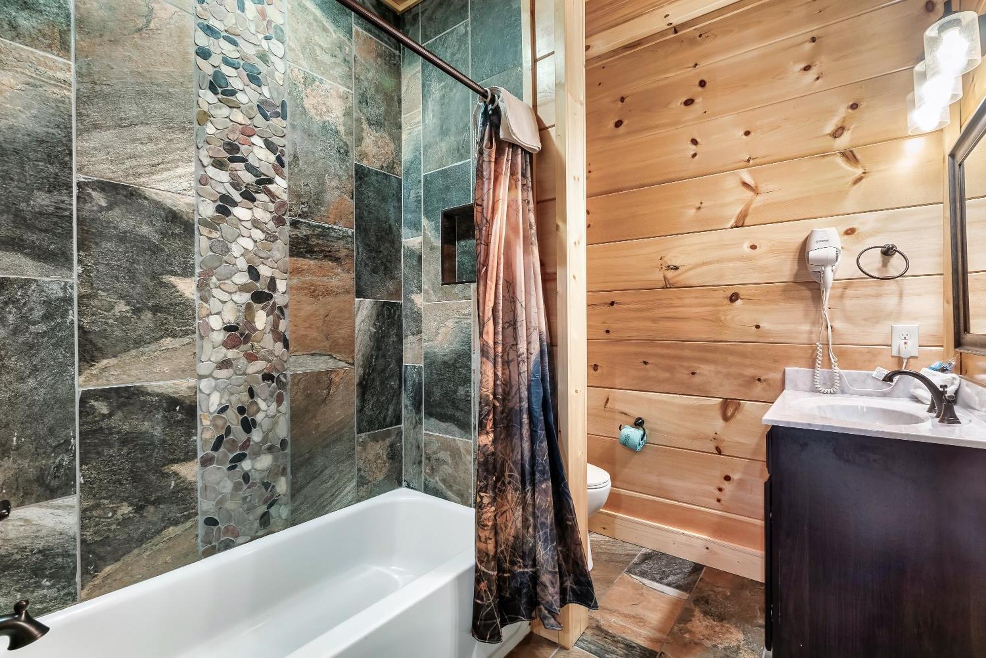 Full Equipped With A Pool And Game Smokies Views Chalet