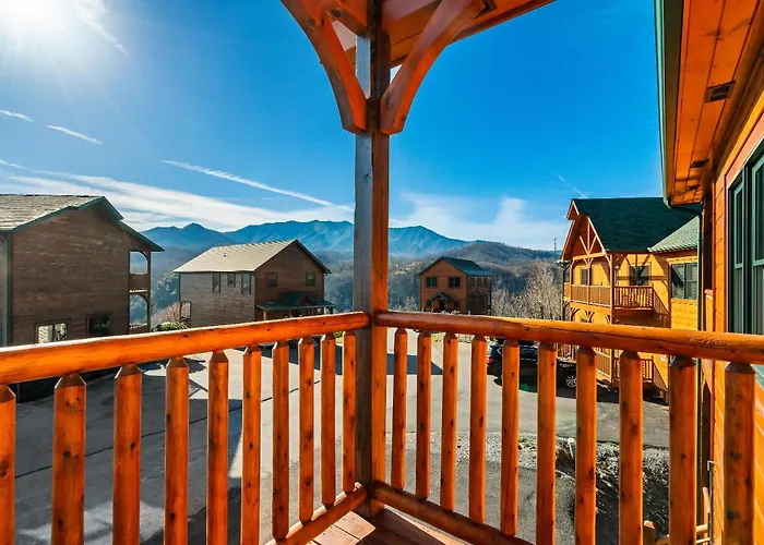 Full Equipped Cabin With A Pool And Game Room Smokies Views